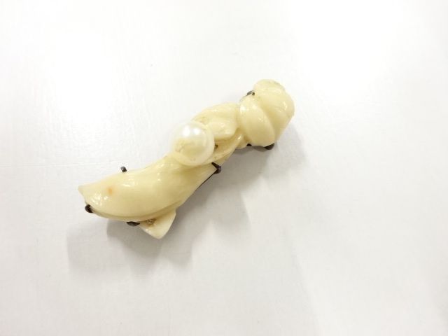 アンティーク　本珊瑚 パール 帯留め（約8.30g）